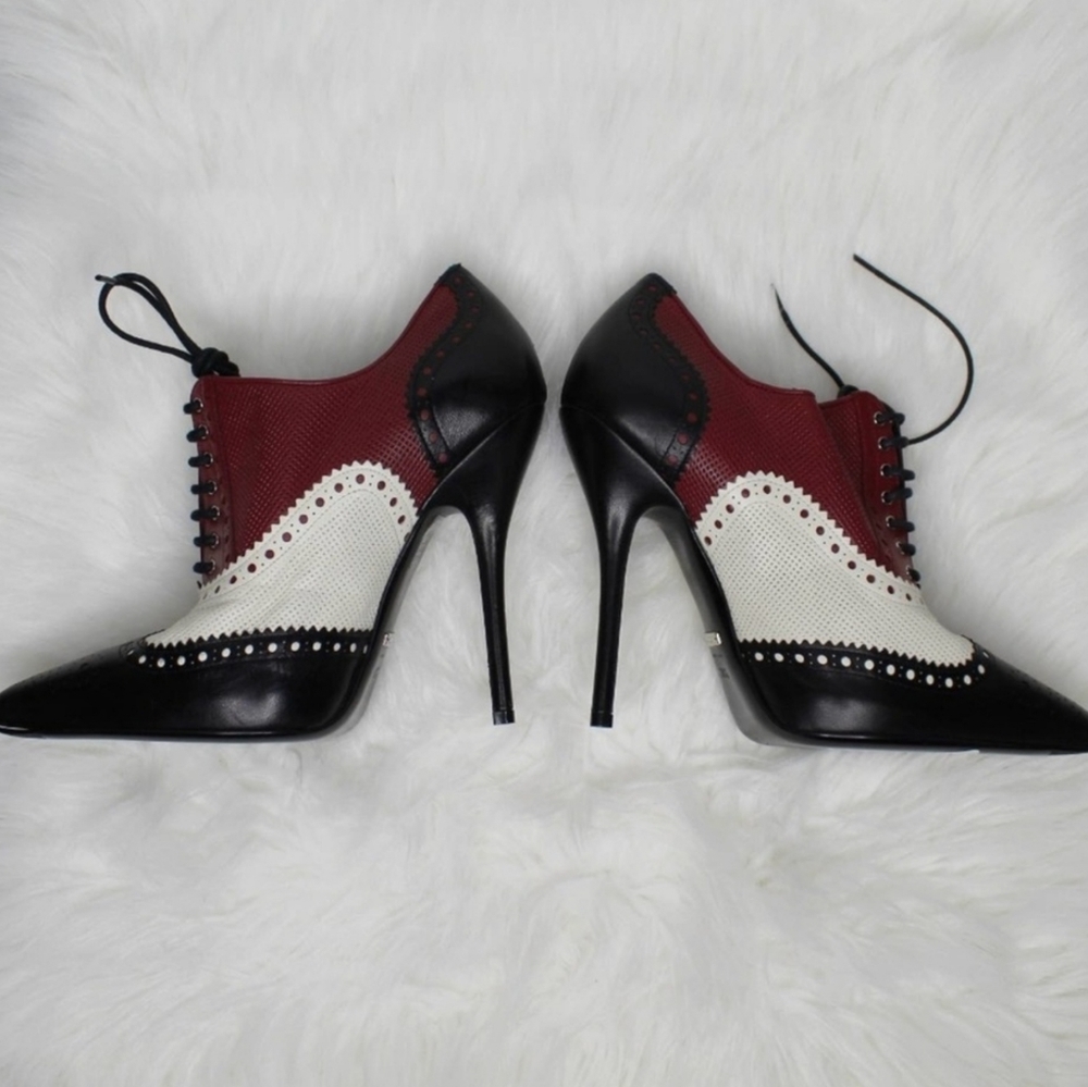 Gia Gucci pumps